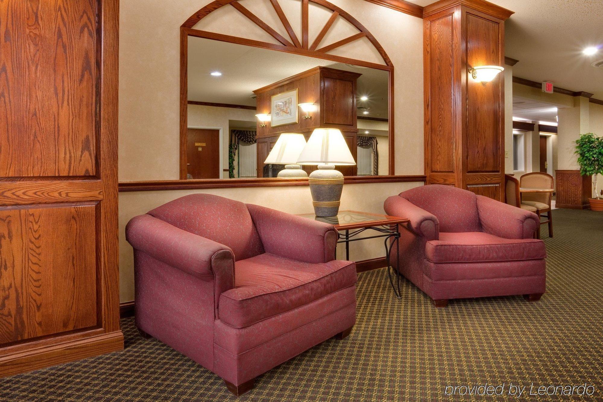 Holiday Inn Express Irondequoit By Ihg Rochester Interior photo